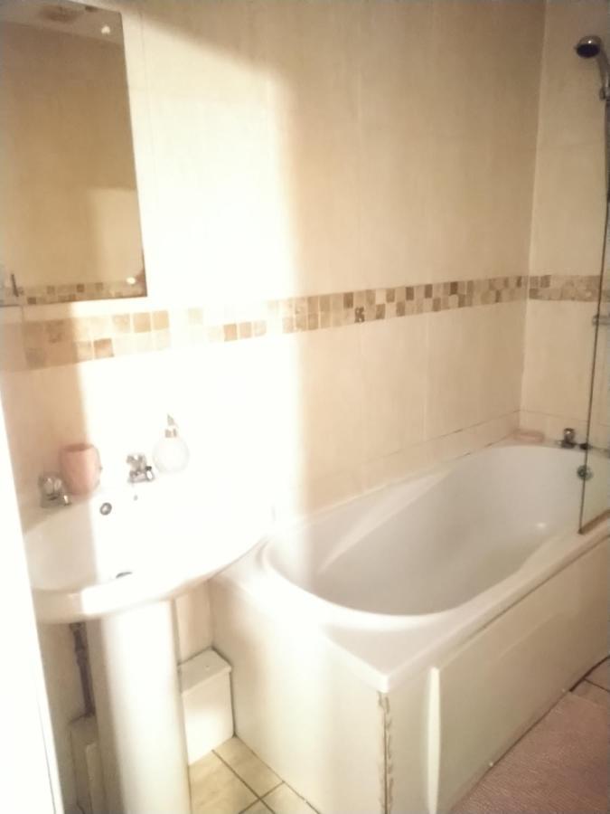 Double Room Close To Bradford University And City Centre Exterior foto